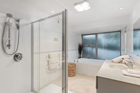 Photo of property in 76 Glenstrae Road, Redcliffs, Christchurch, 8081