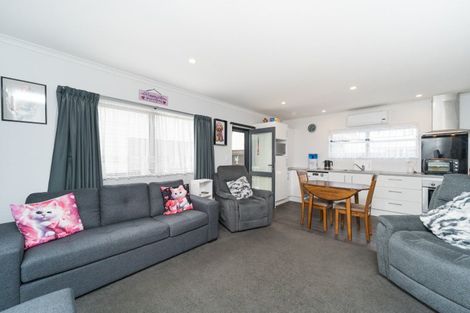 Photo of property in 34 Roy Street, Palmerston North, 4410