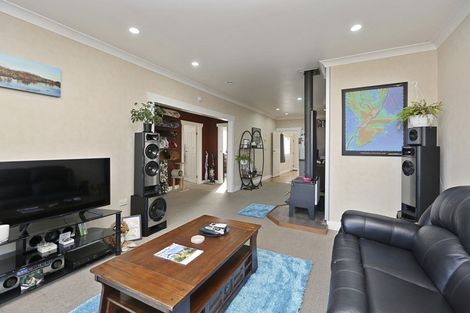 Photo of property in 46 Blake Street, Waitara, 4320