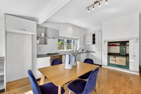Photo of property in 203 Prospect Road, Hastings, 4122
