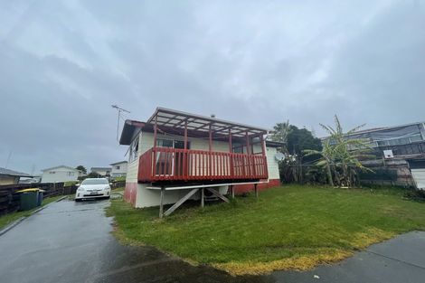 Photo of property in 3 Doone Place, Massey, Auckland, 0614
