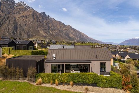 Photo of property in 17 Falconer Rise, Jacks Point, Queenstown, 9371