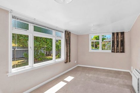 Photo of property in 27 Read Street, Levin, 5510