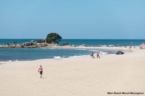 Photo of property in 12 Adams Avenue, Mount Maunganui, 3116