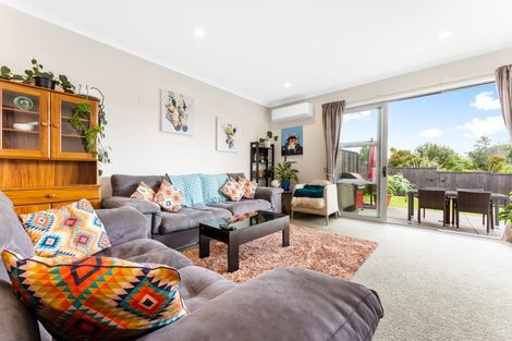 Photo of property in 30 Station Street, Hobsonville, Auckland, 0618