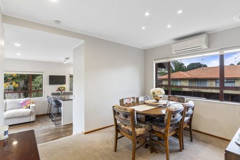 Photo of property in 2/51 Union Road, Howick, Auckland, 2014