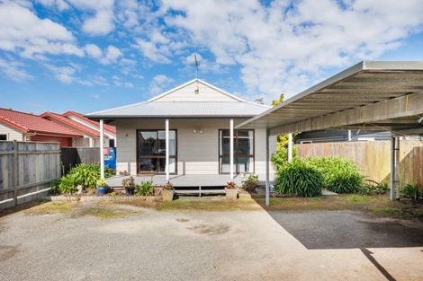 Photo of property in 54 Roy Street, Palmerston North, 4410