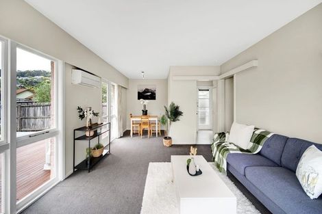 Photo of property in 23 Landsdowne Terrace, Cashmere, Christchurch, 8022