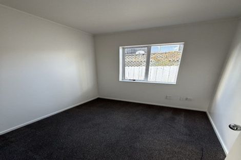 Photo of property in 2b Braemar Road, Castor Bay, Auckland, 0620
