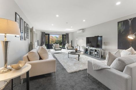 Photo of property in 5 Hideaway Gate, Parklands, Christchurch, 8083