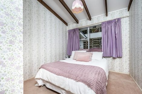 Photo of property in 7 Braemar Terrace, Johnsonville, Wellington, 6037