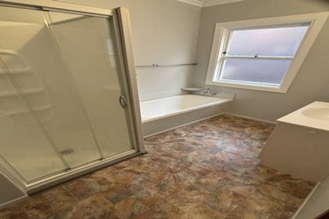 Photo of property in 115 Hornsey Road, Melrose, Wellington, 6023