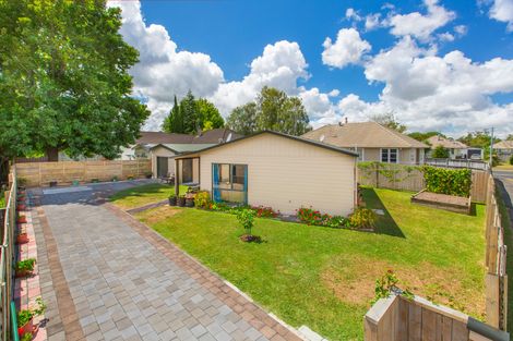Photo of property in 2 Willis Street, Bader, Hamilton, 3206