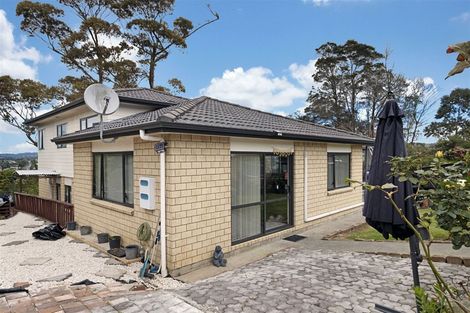 Photo of property in 24 Gordon Stanley Drive, Massey, Auckland, 0614