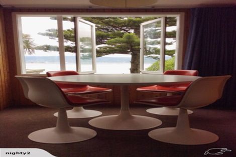 Photo of property in 2 Maramanui Way, Karaka Bays, Wellington, 6022