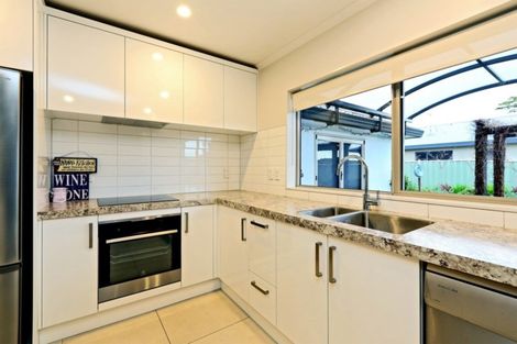 Photo of property in 1 Hyde Place, Taradale, Napier, 4112