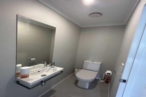 Photo of property in 25 Waenganui Road, Hobsonville, Auckland, 0616