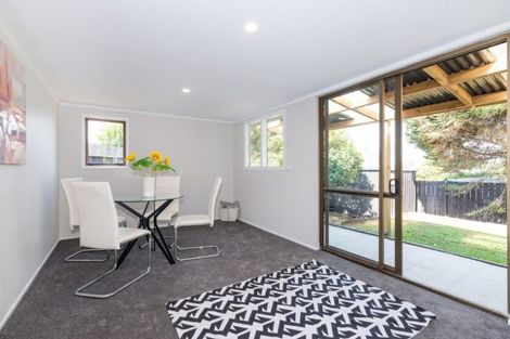 Photo of property in 18 Catkin Crescent, Papatoetoe, Auckland, 2025