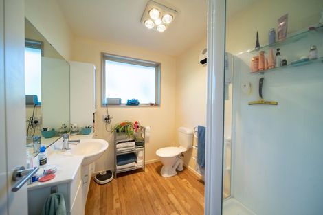 Photo of property in 87a Eastern Terrace, Beckenham, Christchurch, 8023