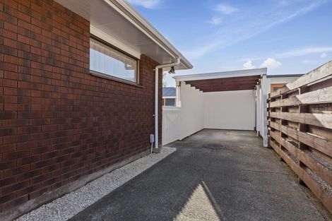 Photo of property in 59f2- Kowhai Avenue, Ebdentown, Upper Hutt, 5018