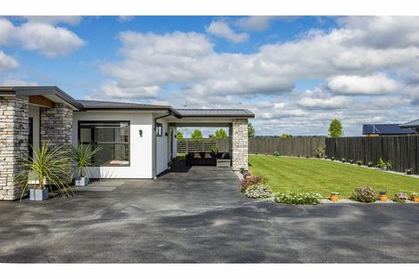 Photo of property in 10 Goodland Place, Rolleston, 7614