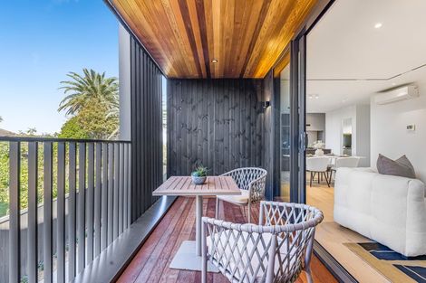 Photo of property in 12c Kowhai Road, Campbells Bay, Auckland, 0630