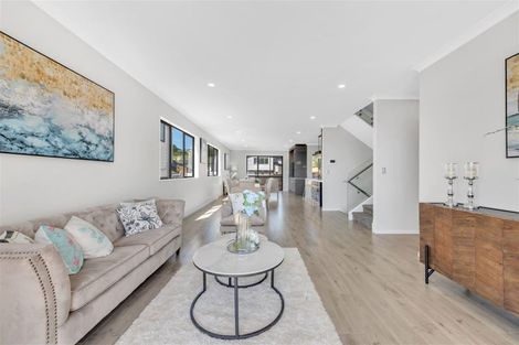 Photo of property in 4 Glann Lane, Flat Bush, Auckland, 2019