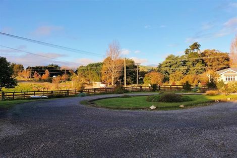 Photo of property in 1440 Martinborough Masterton Road, Gladstone, Masterton, 5884
