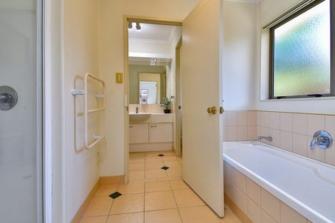 Photo of property in 28a Taka Street, Takanini, 2112