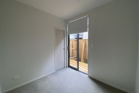 Photo of property in 5/2 Moor Avenue, Te Atatu Peninsula, Auckland, 0610