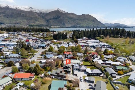Photo of property in 9a Ragan Lane, Wanaka, 9305