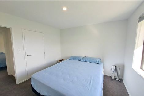 Photo of property in 10 Rehua Place, Waiwhakaiho, New Plymouth, 4312