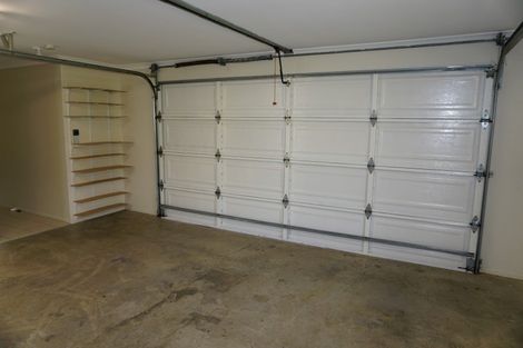 Photo of property in 4 Comber Place, Johnsonville, Wellington, 6037