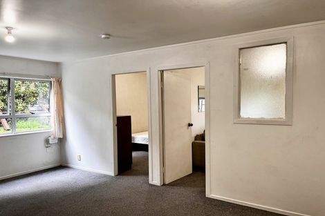 Photo of property in 1/44 Roberts Road, Glenfield, Auckland, 0629