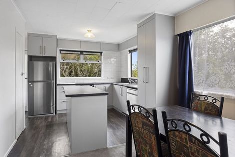Photo of property in 1 Totara Terrace, Inglewood, 4330