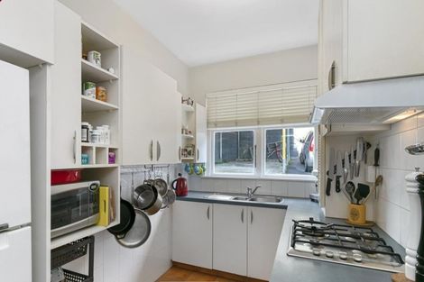 Photo of property in 1u5 Rixon Grove, Mount Victoria, Wellington, 6011