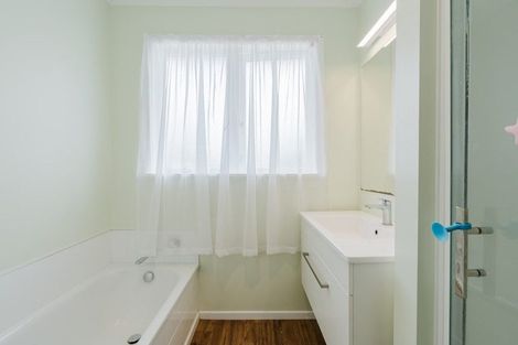 Photo of property in 23 Springfield Crescent, Enderley, Hamilton, 3214