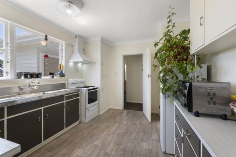 Photo of property in 17 Marlborough Street, Levin, 5510