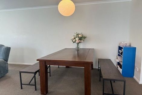 Photo of property in 11 Raynor Crescent, Pyes Pa, Tauranga, 3112