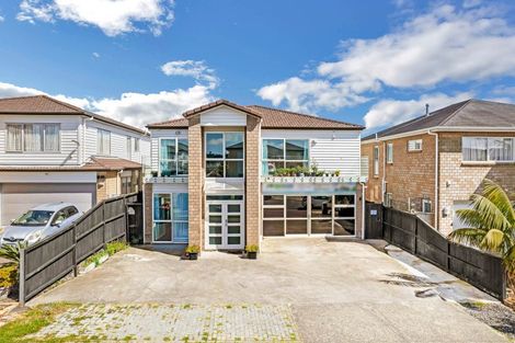 Photo of property in 17 Kerrykeel Drive, Flat Bush, Auckland, 2019