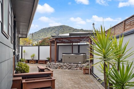 Photo of property in 1 Upland Road, Western Heights, Rotorua, 3015