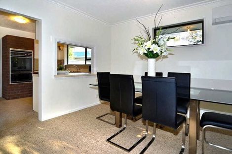 Photo of property in 10 Rembrandt Place, Burnside, Christchurch, 8053