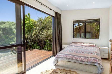 Photo of property in 33 Ngahue Crescent, Carters Beach, Westport, 7825