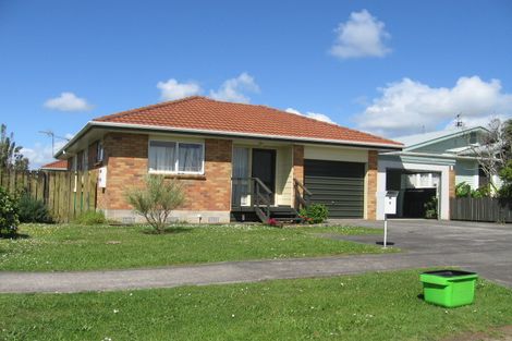 Photo of property in 62 Kenderdine Road, Papatoetoe, Auckland, 2025