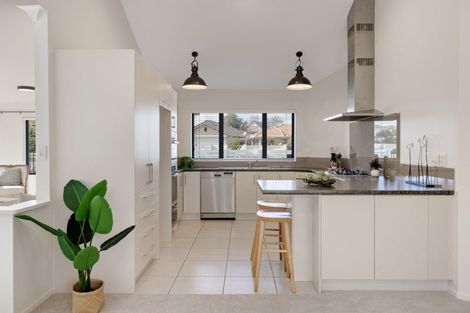 Photo of property in 16 Palm Beach Boulevard, Papamoa Beach, Papamoa, 3118