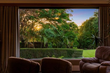 Photo of property in 15 Kaipara Road, Papakura, 2582