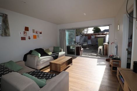 Photo of property in 5b Paeroa Street, Riccarton, Christchurch, 8041