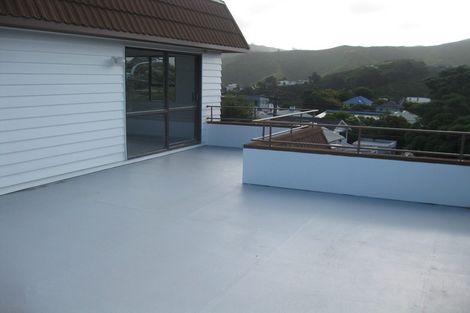 Photo of property in 57 Mills Road, Brooklyn, Wellington, 6021