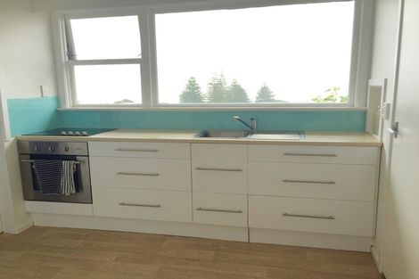 Photo of property in 28-30 Matipo Street, Eastbourne, Lower Hutt, 5013