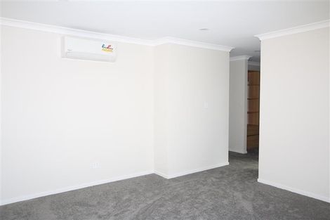 Photo of property in 22 Riroriro Road, Hobsonville, Auckland, 0616